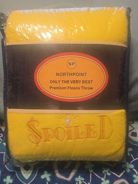 BRAND NEW! Northpoint "Spoiled" Yellow Premium Fleece Throw